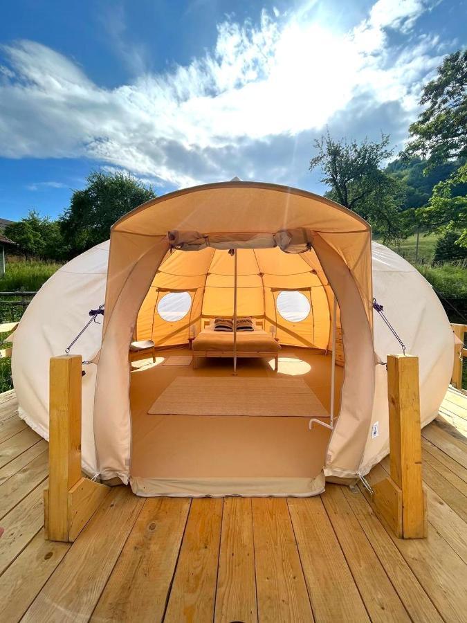 Flore'S Garden Glamping ブラン エクステリア 写真