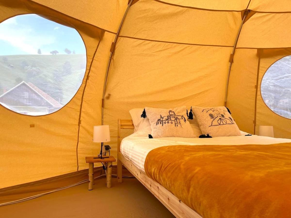 Flore'S Garden Glamping ブラン エクステリア 写真